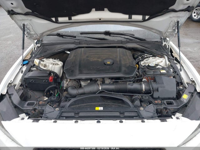 2017 JAGUAR XE SAJAJ4BN4HA956865 Photo 9