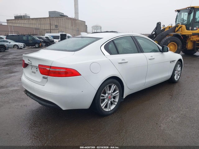2017 JAGUAR XE SAJAJ4BN4HA956865 Photo 3