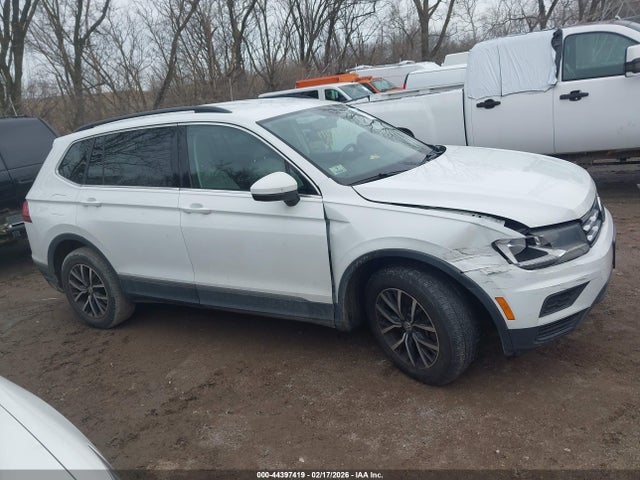 44397419 :رقم المزاد ، 3VV2B7AX6LM007156 vin ، 2020 Volkswagen Tiguan 2.0t Se/2.0t Se R-line Black/2.0t Sel مزاد بيع
