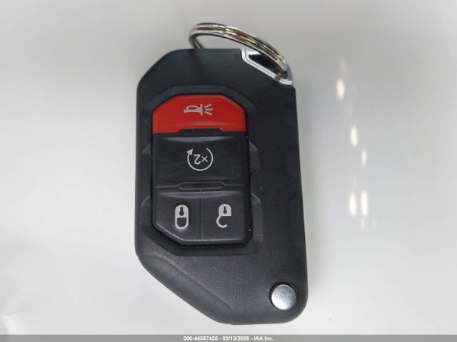 Продажа на аукционе авто 2018 Jeep Wrangler Unlimited Sahara, vin: 1C4HJXEG7JW175231, номер лота: 44397425