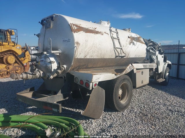 44397459 :رقم المزاد ، 1FVACXDT5DHBY1331 vin ، 2013 Freightliner M2 106 Medium Duty مزاد بيع