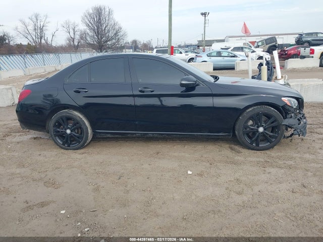 Aukcja sprzedaży 2017 Mercedes-benz C 300 4matic, vin: 55SWF4KB8HU193640, numer aukcji: 44397465