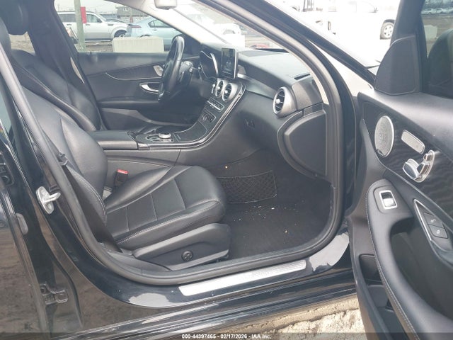 2017 MERCEDES-BENZ C 300 55SWF4KB8HU193640 Photo 4