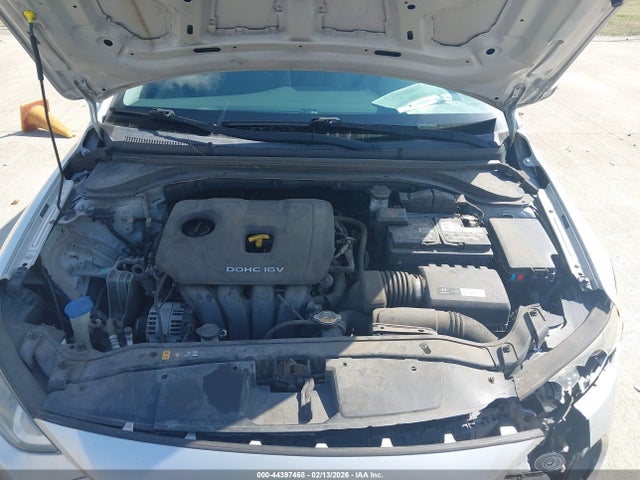 5NPD74LF5HH165707 Hyundai ELANTRA SE