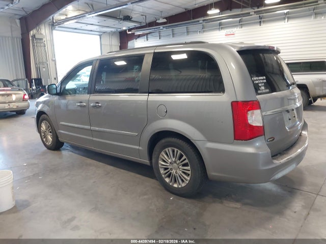 44397494 :رقم المزاد ، 2C4RC1CG4GR188695 vin ، 2016 Chrysler Town & Country Touring-l Anniversary Edition مزاد بيع