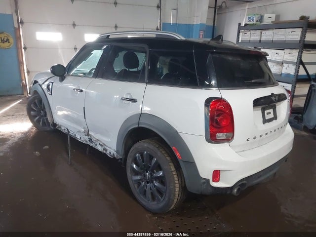 2017 MINI COUNTRYMAN WMZYT3C38H3D98458 Photo 2