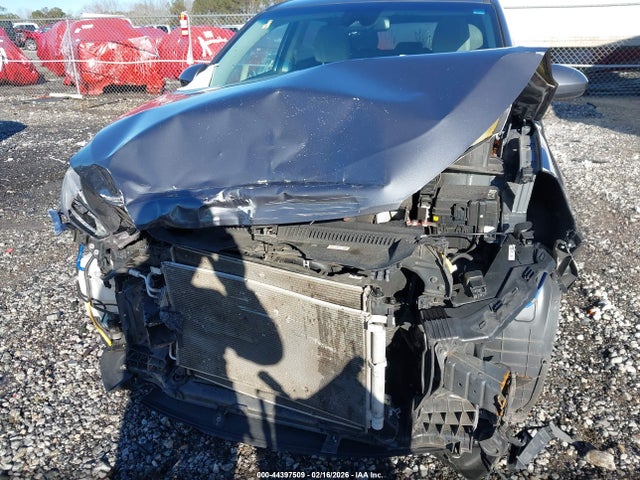KM8J23A40KU006261 Hyundai TUCSON SE