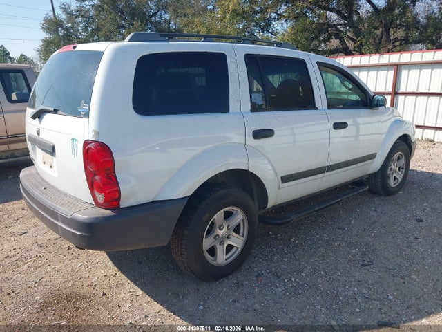 44397511 :رقم المزاد ، 1D4HD38K26F118414 vin ، 2006 Dodge Durango Sxt مزاد بيع