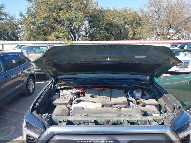 2023 TOYOTA TUNDRA HYBRID 5TFJC5DB7PX033311 Photo 9