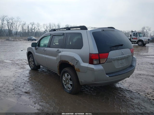 2011 MITSUBISHI ENDEAVOR 4A4JN2AS3BE027127 Photo 2