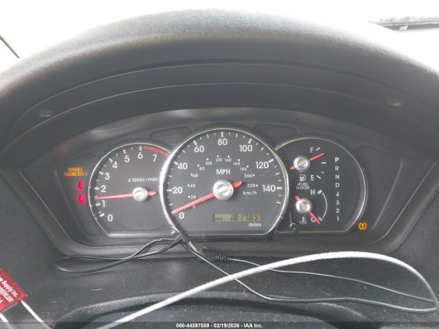 2011 MITSUBISHI ENDEAVOR 4A4JN2AS3BE027127 Photo 6