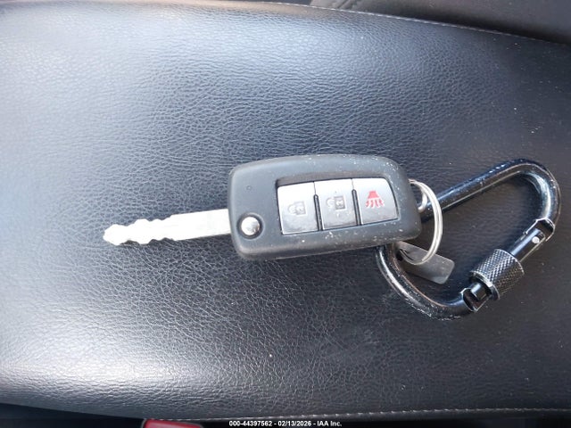 Nissan ROGUE S 2015 KNMAT2MV1FP591839 Image 11