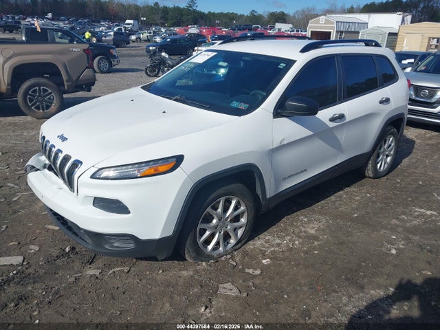 1C4PJLAB8GW161104 Jeep Cherokee Sport