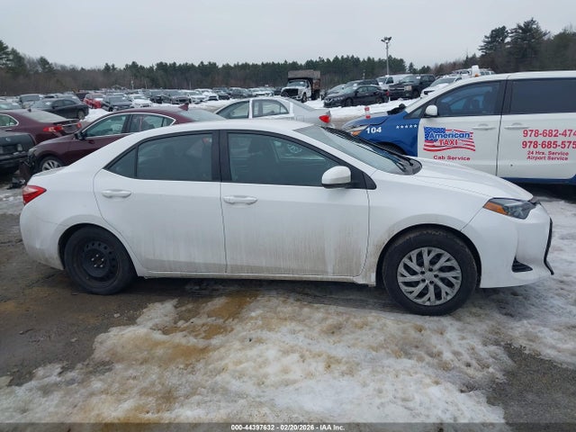 Toyota COROLLA LE 2017 5YFBURHE0HP703696 Image 12