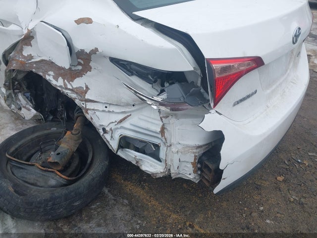 Toyota COROLLA LE 2017 5YFBURHE0HP703696 Image 16