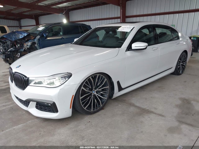 BMW 750i 2019 WBA7F0C53KGM24977 Image 2