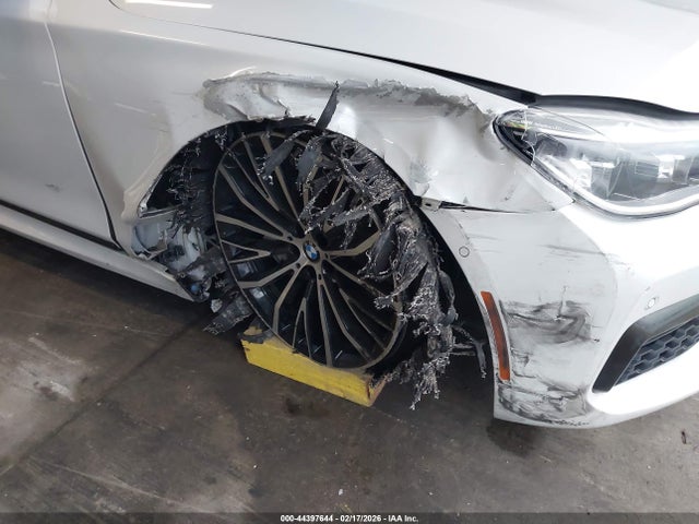BMW 750i 2019 WBA7F0C53KGM24977 Image 6