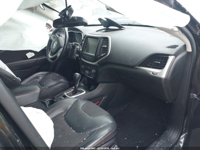 1C4PJMBS8GW134103 Jeep Cherokee Trailhawk
