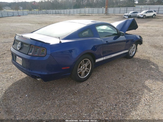 Продаж на аукціоні авто 2013 Ford Mustang V6, vin: 1ZVBP8AM4D5235883, номер лоту: 44397668