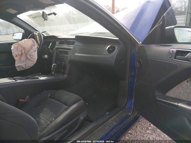 Продаж на аукціоні авто 2013 Ford Mustang V6, vin: 1ZVBP8AM4D5235883, номер лоту: 44397668
