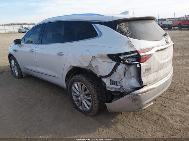 5GAEVBKW6JJ262686 Buick Enclave Premium