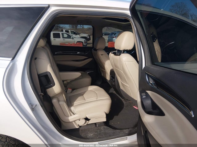 5GAEVBKW6JJ262686 Buick Enclave Premium
