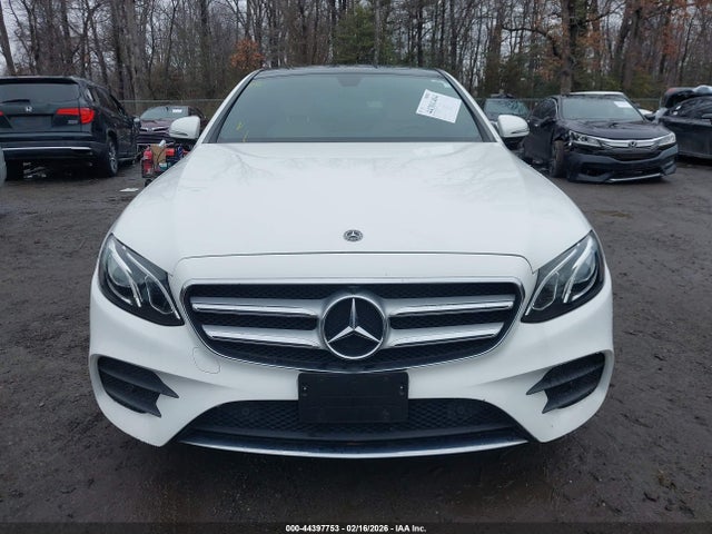 44397753 :رقم المزاد ، WDDZF4KB2KA553991 vin ، 2019 Mercedes-benz E 300 4matic مزاد بيع