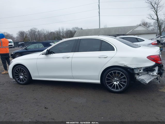 44397753 :رقم المزاد ، WDDZF4KB2KA553991 vin ، 2019 Mercedes-benz E 300 4matic مزاد بيع