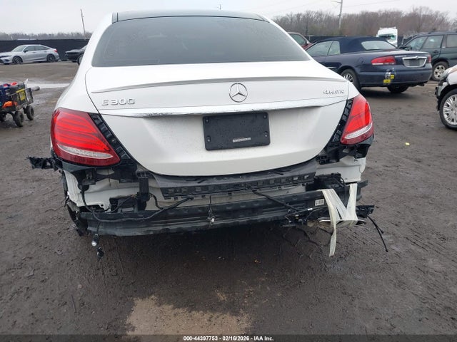 44397753 :رقم المزاد ، WDDZF4KB2KA553991 vin ، 2019 Mercedes-benz E 300 4matic مزاد بيع
