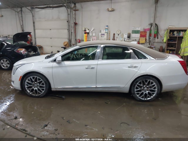 44397806 :رقم المزاد ، 2G61M5S36G9149951 vin ، 2016 Cadillac Xts Luxury Collection مزاد بيع