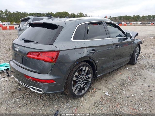 2018 AUDI SQ5 WA1C4AFY2J2060317 Photo 3