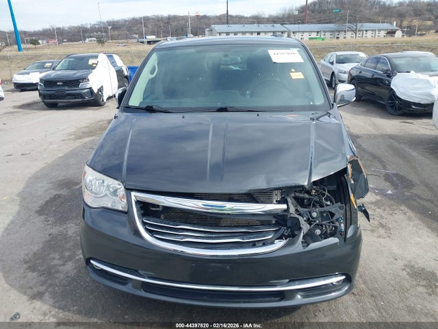 Продажа на аукционе авто 2011 Chrysler Town & Country Touring-l, vin: 2A4RR8DGXBR761172, номер лота: 44397820