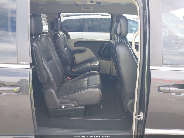 Продажа на аукционе авто 2011 Chrysler Town & Country Touring-l, vin: 2A4RR8DGXBR761172, номер лота: 44397820