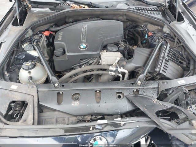 44397863 :رقم المزاد ، WBA5A7C58GG152187 vin ، 2016 Bmw 528i Xdrive مزاد بيع