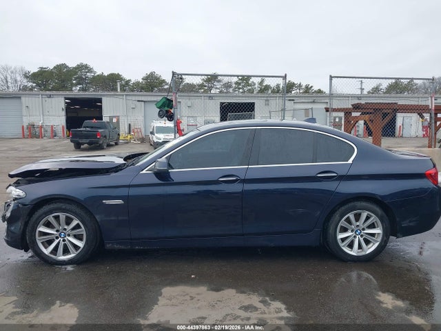 44397863 :رقم المزاد ، WBA5A7C58GG152187 vin ، 2016 Bmw 528i Xdrive مزاد بيع