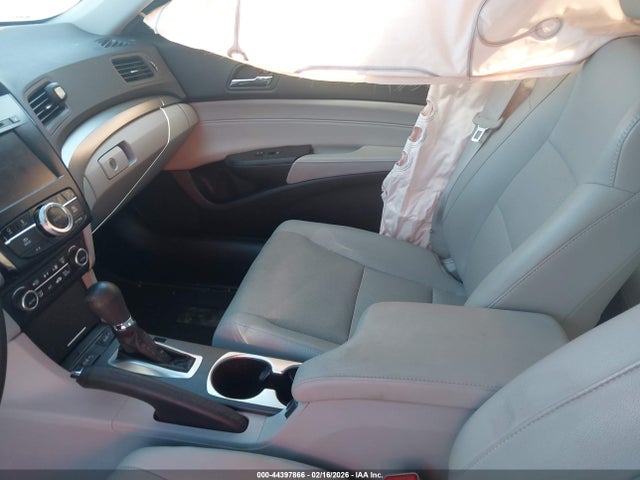 Продаж на аукціоні авто 2016 Acura Ilx Premium Package/technology Plus Package, vin: 19UDE2F79GA013094, номер лоту: 44397866