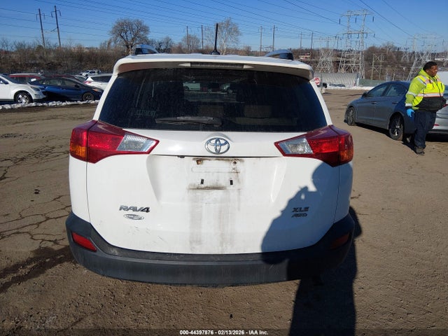 Toyota Rav4 Xle 2014 JTMRFREV2ED090119 Image 17