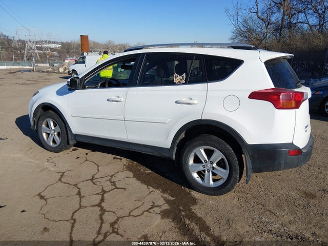 Toyota Rav4 Xle 2014 JTMRFREV2ED090119 Image 3