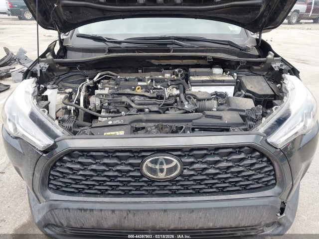 2023 TOYOTA COROLLA CROSS 7MUAAABGXPV044621 Photo 9