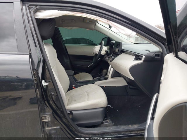 2023 TOYOTA COROLLA CROSS 7MUAAABGXPV044621 Photo 4