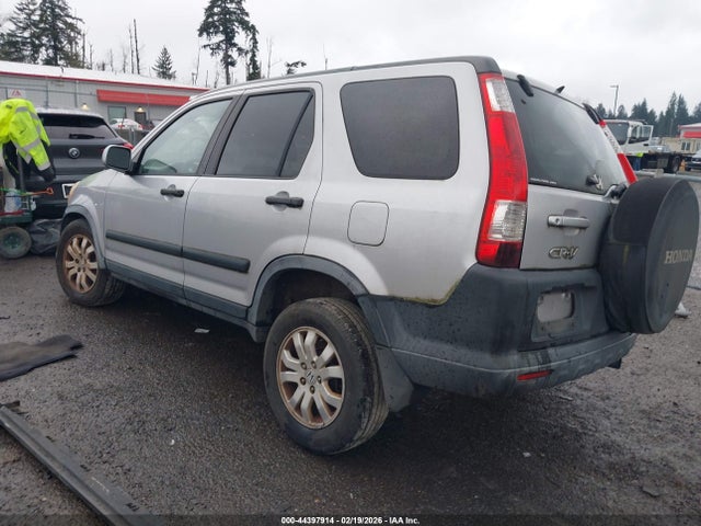 2005 HONDA CR-V JHLRD78805C027299 Photo 2