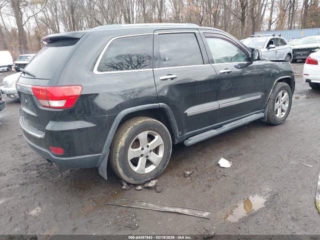 2011 JEEP GRAND CHEROKEE 1J4RR5GG5BC590396 Photo 3