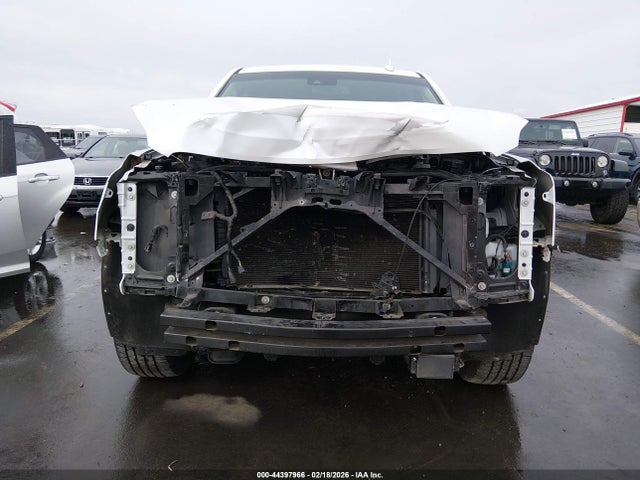 44397966 :رقم المزاد ، 1GKS1CKJ8HR375160 vin ، 2017 Gmc Yukon Denali مزاد بيع