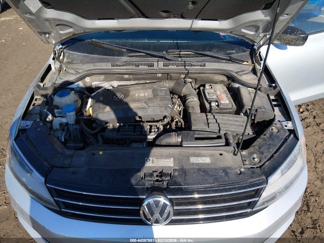 Auction sale of the 2015 Volkswagen Jetta 1.8t Se, vin: 3VWD17AJ6FM240333, lot number: 44397981