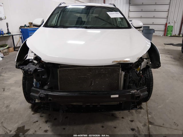 2018 Hyundai Santa Fe Se მანქანა იყიდება აუქციონზე, vin: KM8SMDHF2JU285741, აუქციონის ნომერი: 44397985