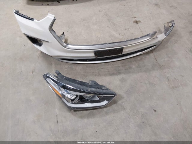 2018 Hyundai Santa Fe Se მანქანა იყიდება აუქციონზე, vin: KM8SMDHF2JU285741, აუქციონის ნომერი: 44397985
