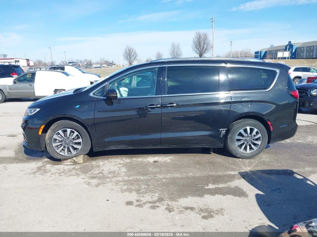 Aukcja sprzedaży 2021 Chrysler Pacifica Hybrid Touring L, vin: 2C4RC1L71MR599242, numer aukcji: 44398006