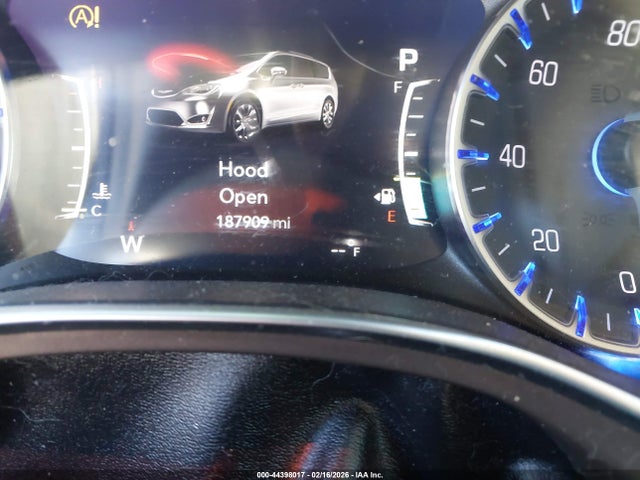 Aukcja sprzedaży 2017 Chrysler Pacifica Touring-l Plus, vin: 2C4RC1EG5HR722575, numer aukcji: 44398017