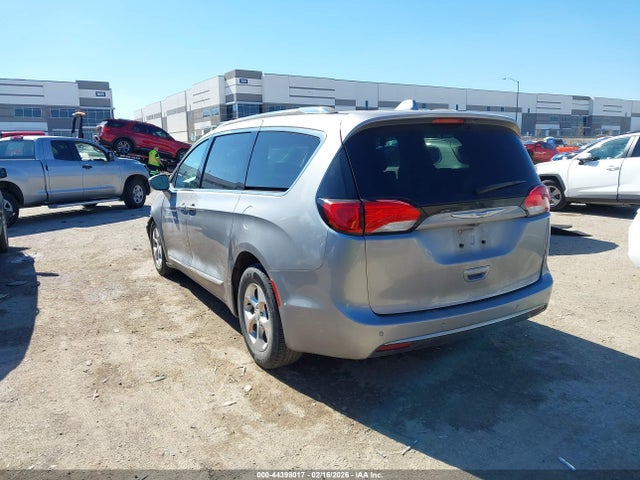 Aukcja sprzedaży 2017 Chrysler Pacifica Touring-l Plus, vin: 2C4RC1EG5HR722575, numer aukcji: 44398017