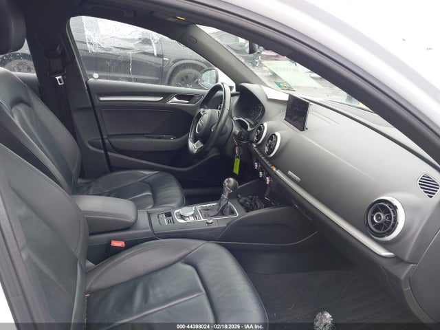2016 AUDI A3 WAUB8GFF8G1018611 Photo 4